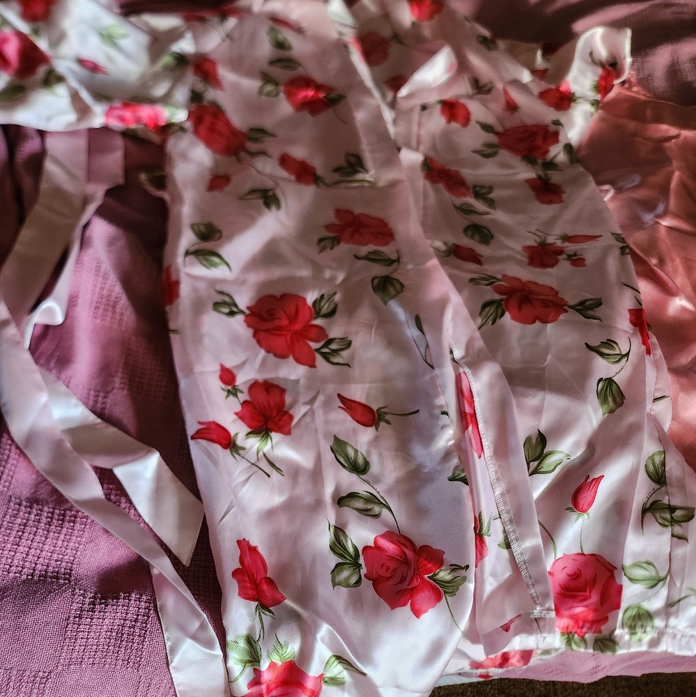 Robe, 2 slip/nite slips